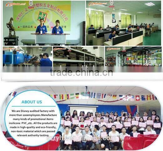 Factory supply square shape custome silicone rubber keychains