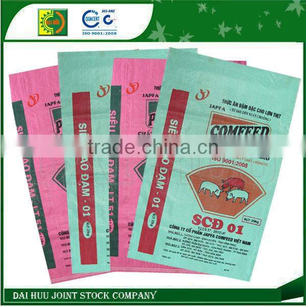 Printing with various colors PP woven bag for cattle feed