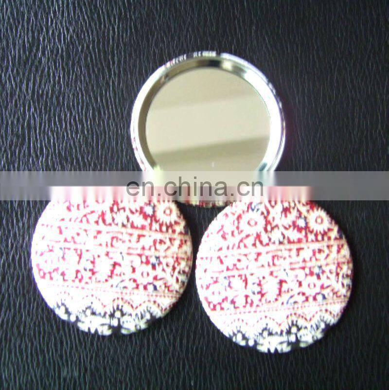 New arrived craft beautiful eco-friendly tinplate mirror button / looking glass for decoration