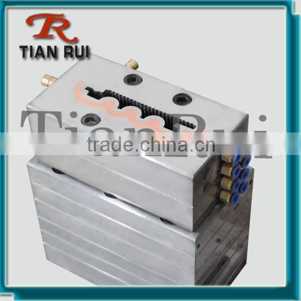 Extrusion mold tooling plastic die maker and sale