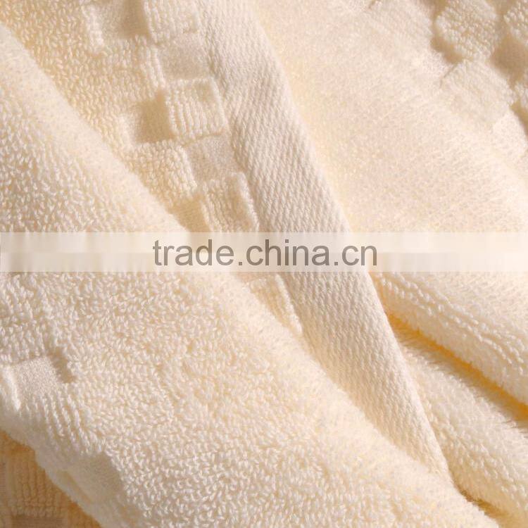 alibaba express china oem luxury custom check pattern bath towel