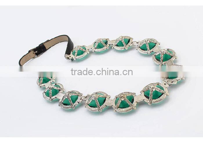 Trending lady jewelry fancy leather chain green crystal necklace