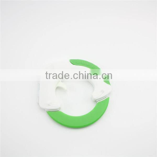 Unique design stainless steel rolling round blade knife