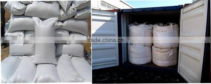 Raw vermiculite ore