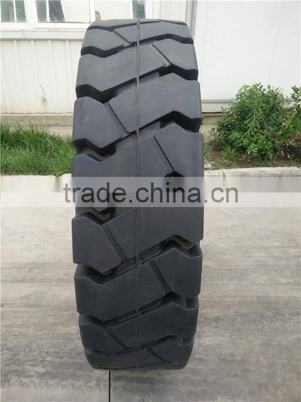 high quality 10-16.5 12-16.5 skid steer pneumatic and solid tires with rim for hot sales