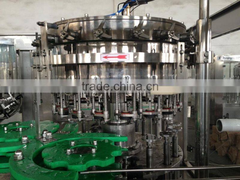 Automatic Carbonated/Sparkling Drink Glass Bottle Filling Machine/Bottling Line