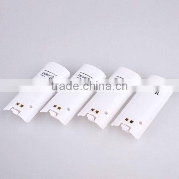 New 4 Port Charging Dock Station for Wii Remote +4x Battery Pack