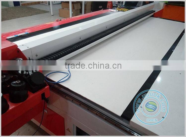 Large format high precision UV machine glass printing