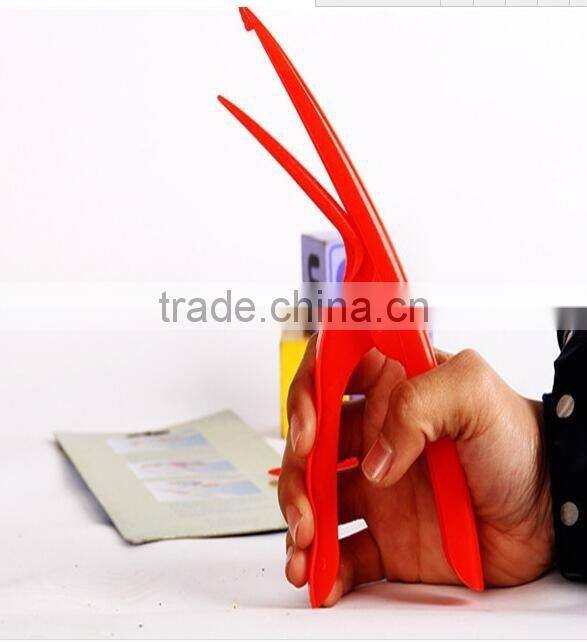 CY125 Shrimp Deveiner and Peeler Prawn Seafood Shell Curved Peeler