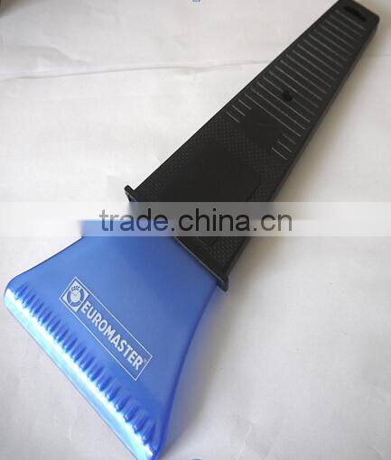 15052315 Winter Warmly Plastic Ice Scraper With Glove