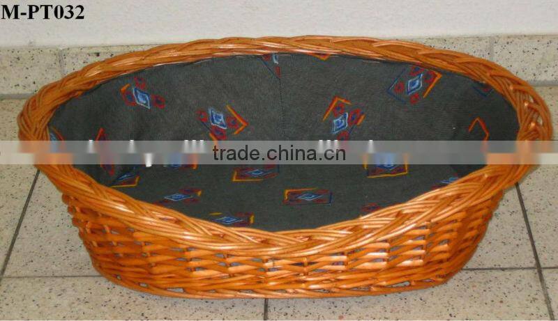 Large Oval Step-In wicker baskets for dogs