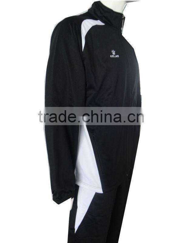 china cheap tracksuit sportswear