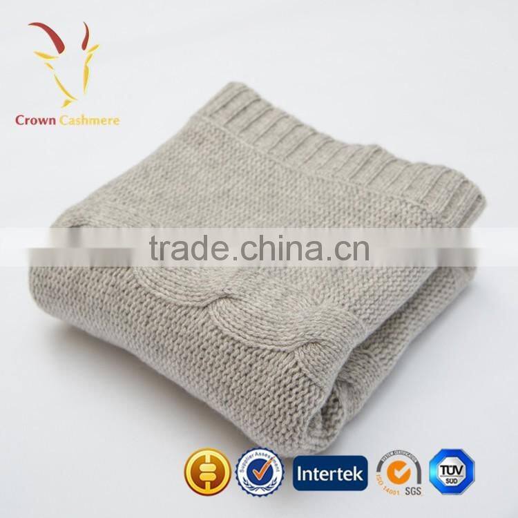 High Quality Solid Cabke Knit Baby Blanket For Winter