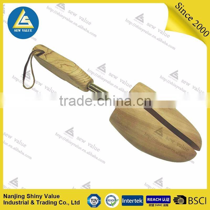 Adjustable lotus wood shoe tree type wooden shoe tree shoe stretcher in single tube and with a leather string