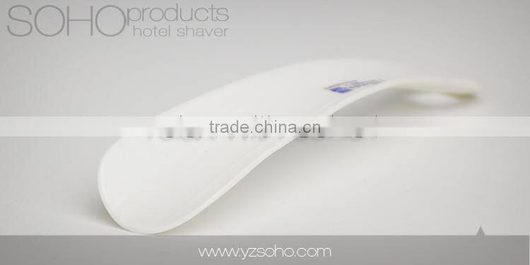 hotel plastic shoe horn,custom foldable shoe horn,long handled shoe horn