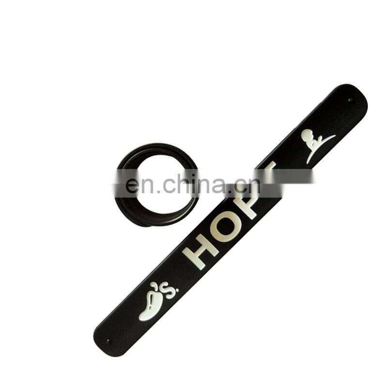 shenzhen high quality plain logo customised cute silicone wristband