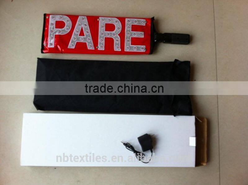 Handhold traffic led open sign