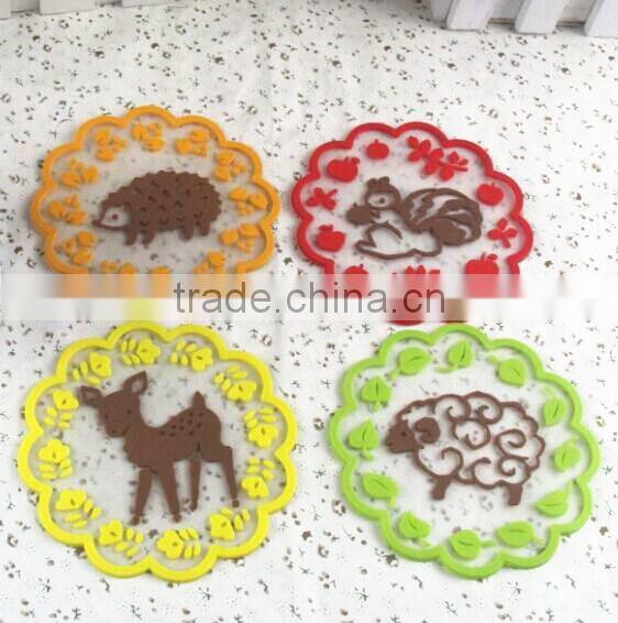 plastic soft pvc apple shape coaster