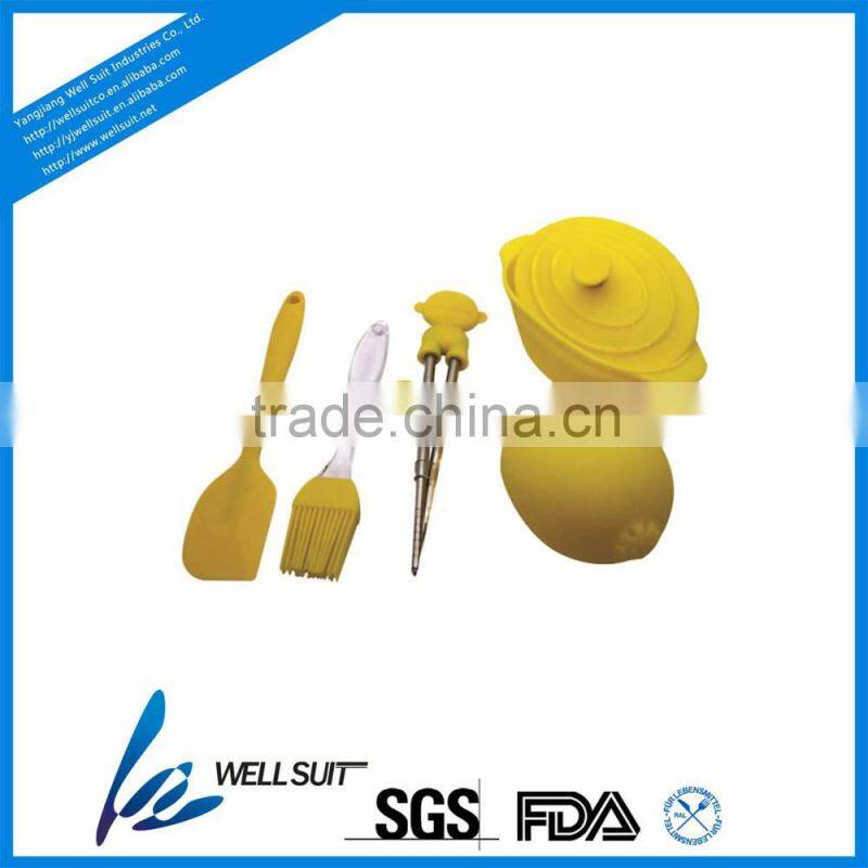 colourful food silicone rubber kitchen utensils