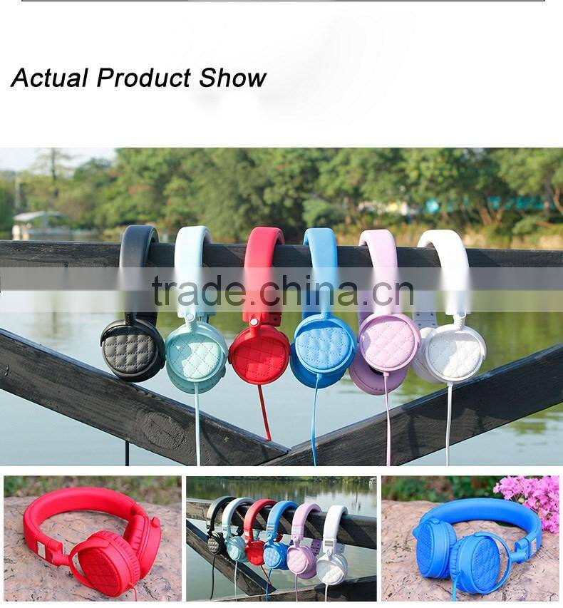cool foldable headsets for travelling