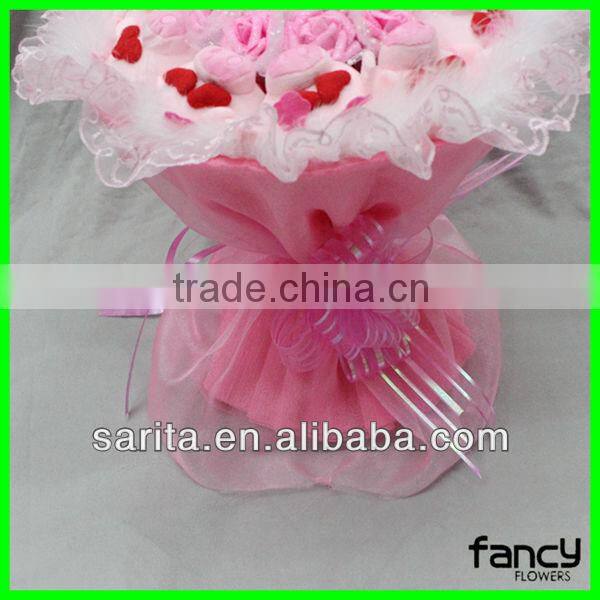 sweet 11 pcs cartoon piggy and 9 pcs flower doll bouquet for romantic birthday festive gift