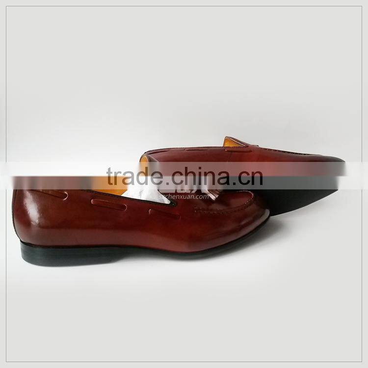 2016 New Arrival Tassle shoes Slip On Leather Shoe