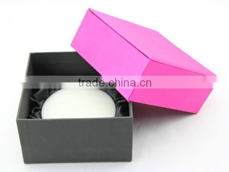 Luxury custom made pink Jewelry packing Box with satin pad