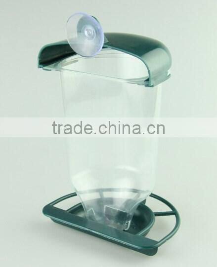Plastic bird feeder ,sucker bird feeder