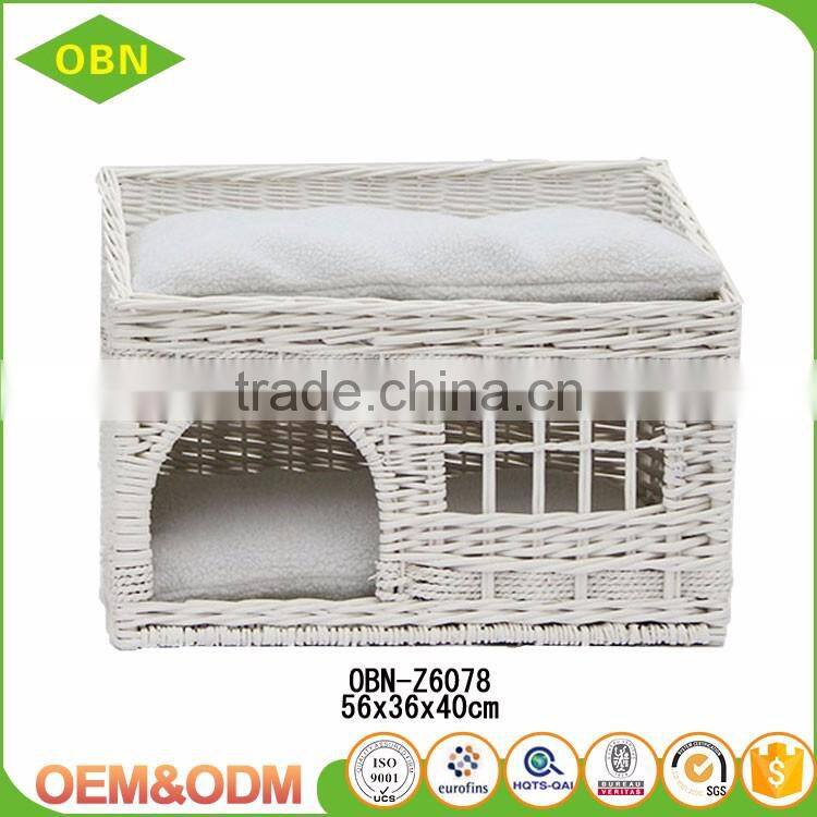 China hot sale exquisite modern design indoor woven wicker pet cat and dog house basket