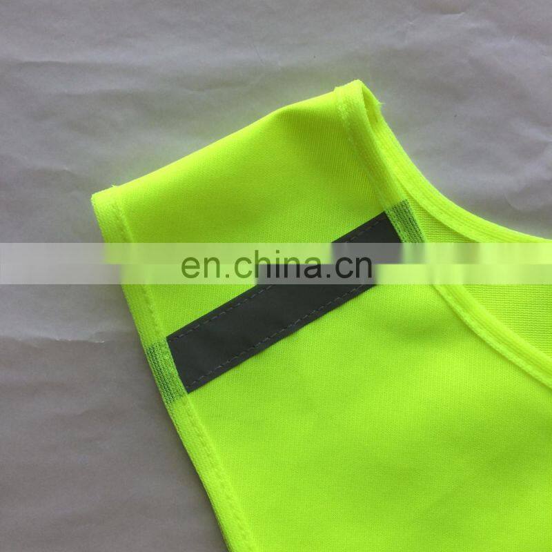 yellow mesh riding reflective runing vest