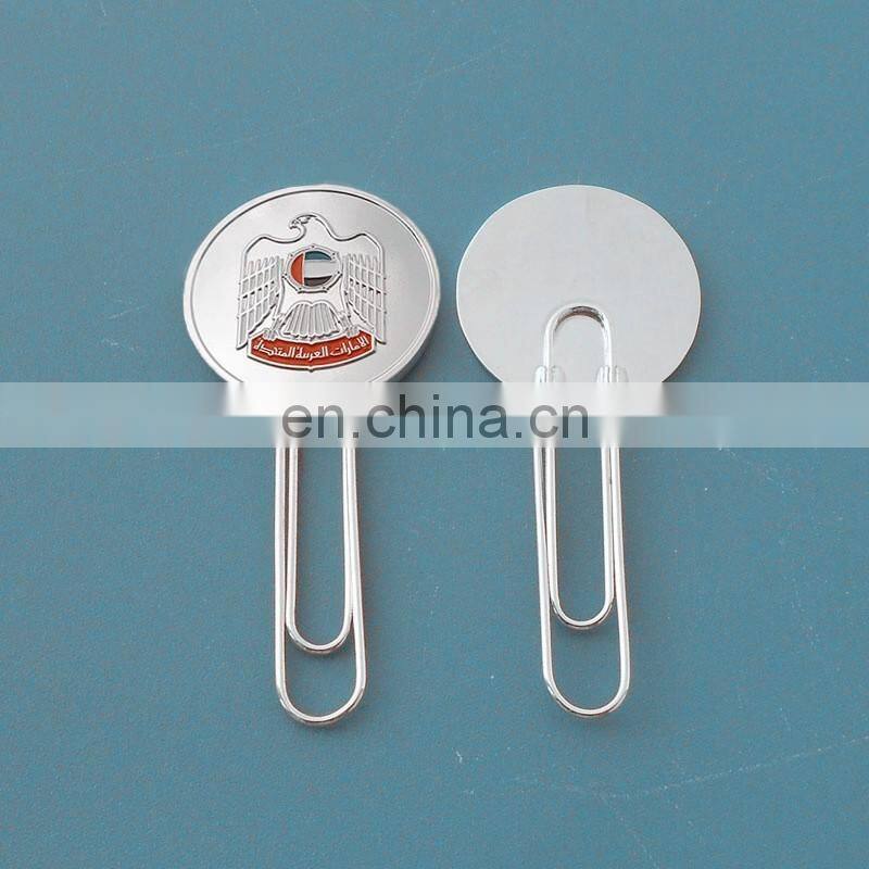 2017 hot sale national day souvenir badges with UAE national emblem customized memorial gift metal badge