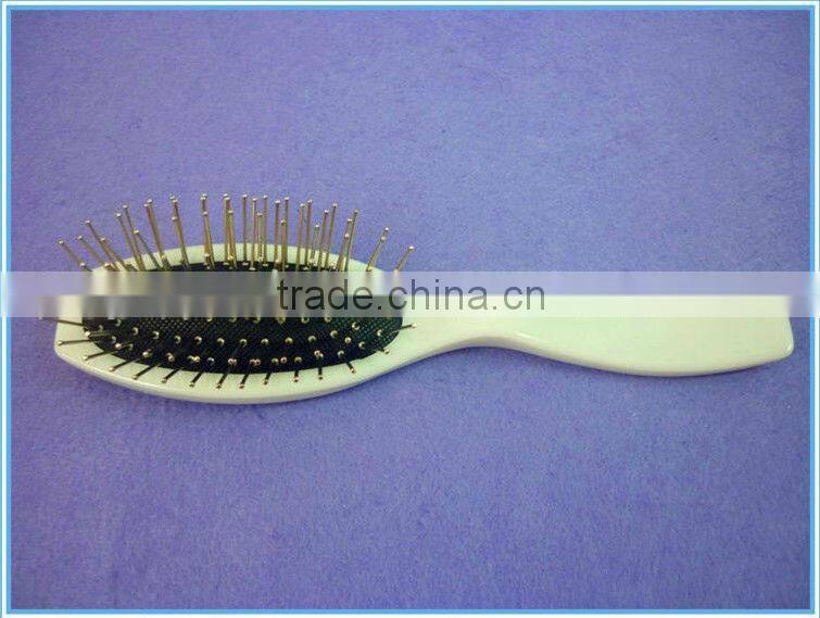2013 top selling factory price carbon antistatic magnetic hair comb