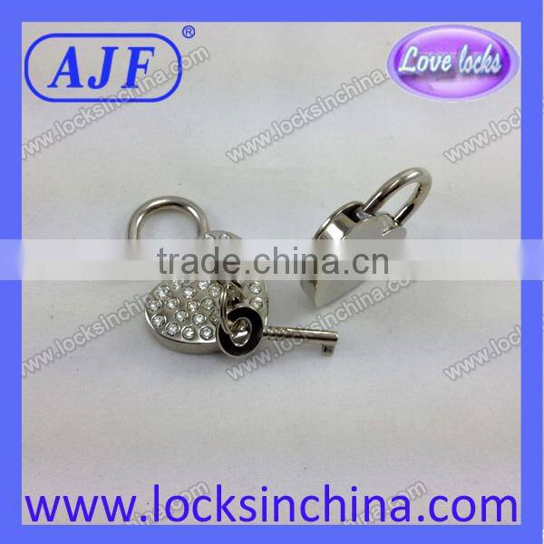 Cute Heart Silver Rhinestone padlock