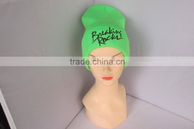 Fashion Model Soft Acrylic Wholesale Custom Embroidered Beanie