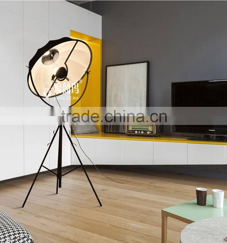 hot sell sailing searchlight paper lamp shades for modern tripod wooden floor lamp F4043