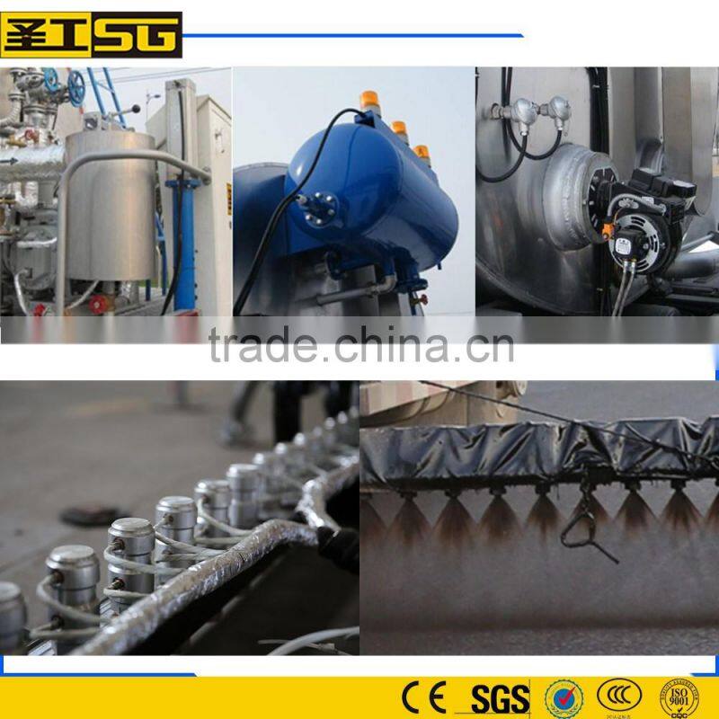 HOWO 4*2 Capacity 6Ton, 8Ton, 13Ton Asphalt Distributor Car, Bitumen Distributor