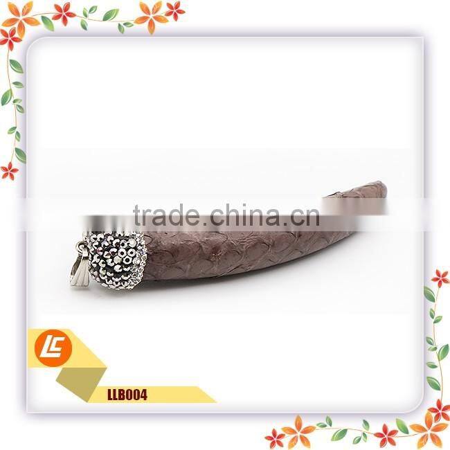 leather cord jewelry necklaces with Geometric Pendant for women