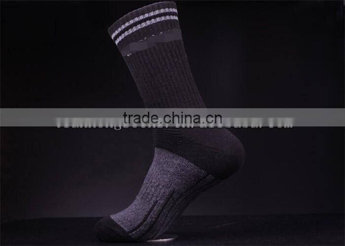 144N Needle Terry Machine Man Cotton Socks Simple Deisgn Men Basketball Sports Socks