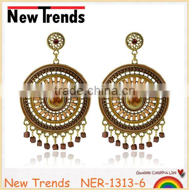 Fashionable handmade plastic beaded fringe stud earrings jewelry