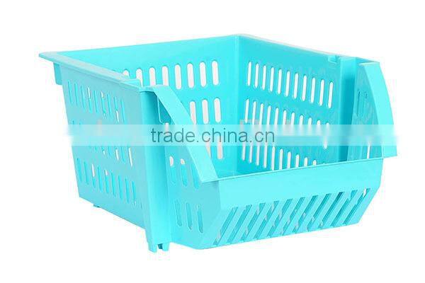 Colorful and Folding Plastic Storage Baskets for Daily Use