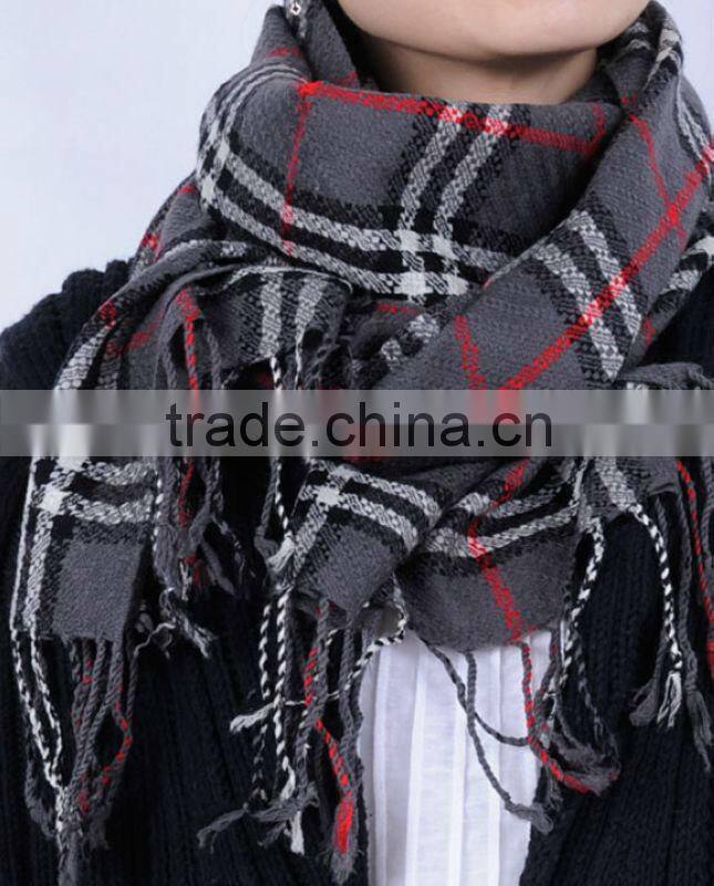 checked/plaid shawls&scarfs