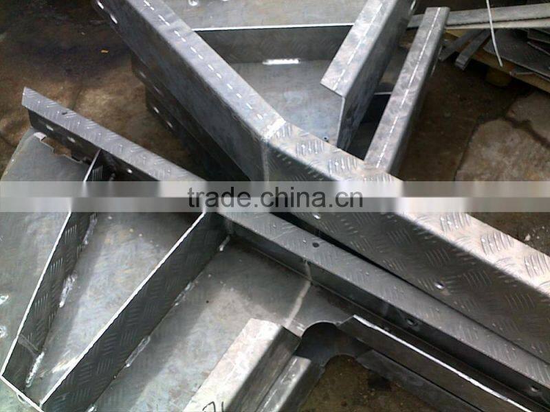 Aluminum alloy welded part for wind tower, tower platform cover plate