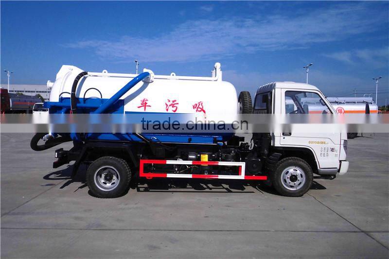 Famous forland 3000l vacuum pump suction sewage truck for sucking waste