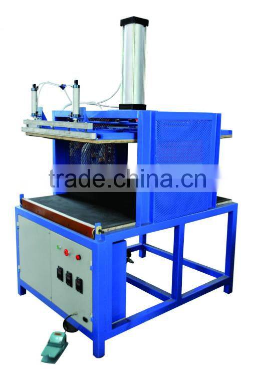 Cushion or pillow compressing & vacuum packing machine