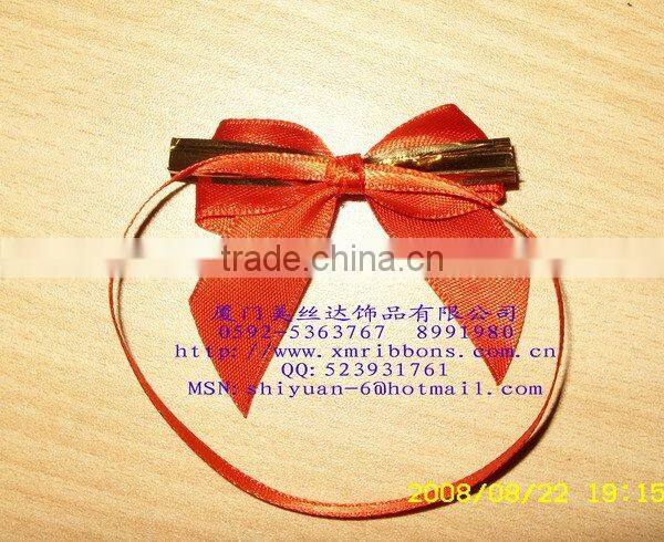 Holiday decorations ribbon flowers