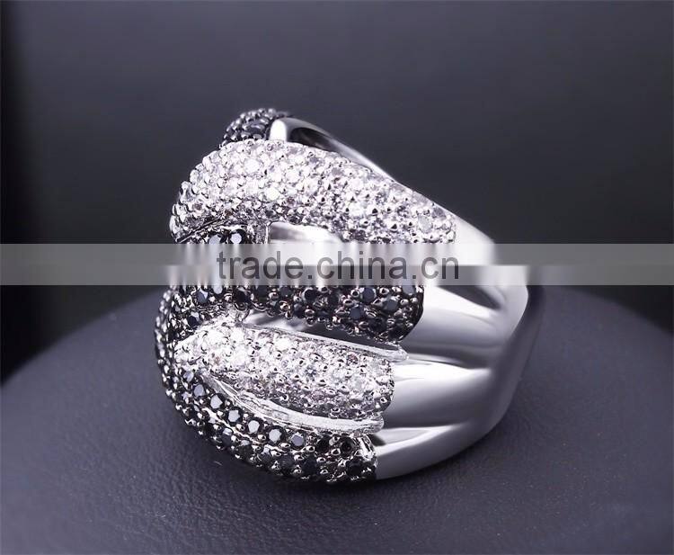 Wholesale Jewelry Smart Chunky Style Look Cubic Zirconia Black White CZ Party Ring