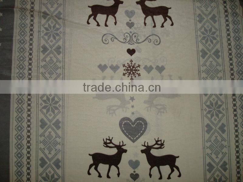 shaped deer 100% polyester blanket