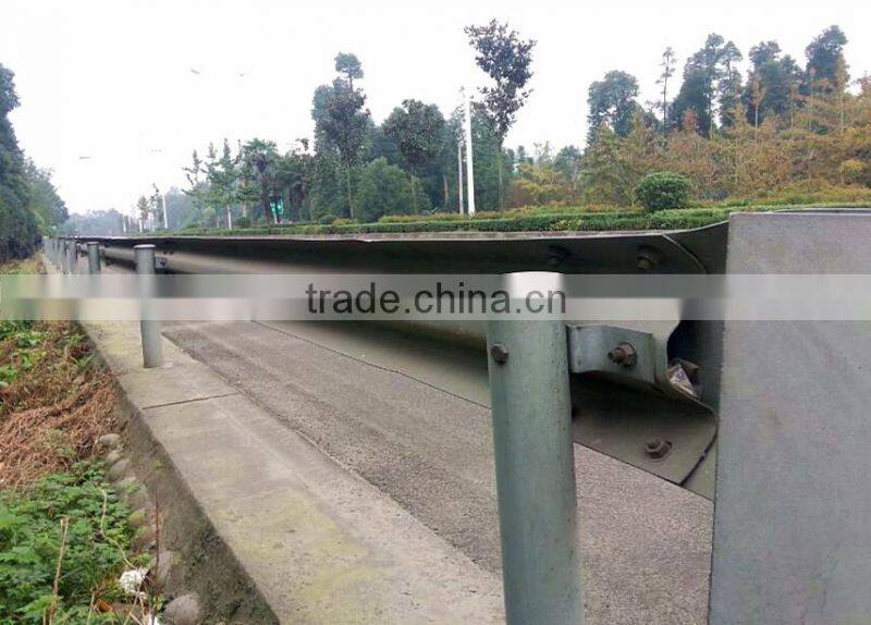 Hot rolled spraying plastics steel road guardrail,highway guardrail for sale