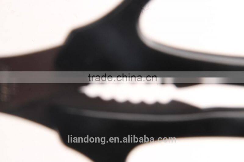 Stylish grilling scissor BBQ