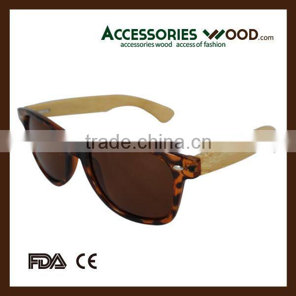 Bamboo Wood Polarized Sunglasses - Floating Natural wood Frames